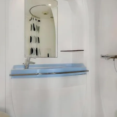 2 Bedroom In Nyaraló *