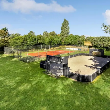 2 Bedroom Gorgeous In * Nordenbro Vesteregn