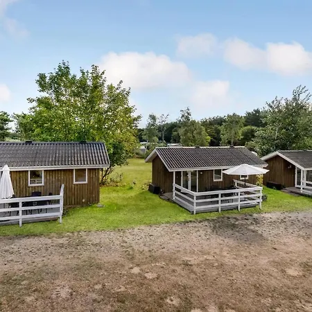 2 Bedroom Gorgeous In Vakantiehuis Nordenbro Vesteregn