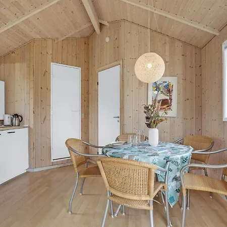 2 Bedroom In Humble