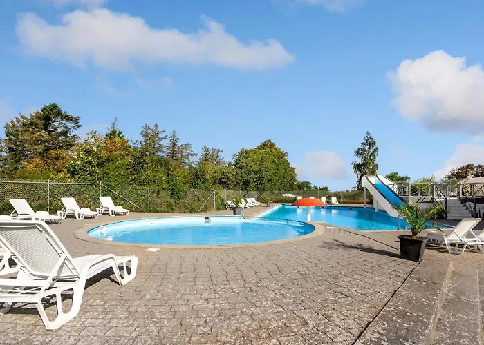 2 Bedroom Gorgeous In