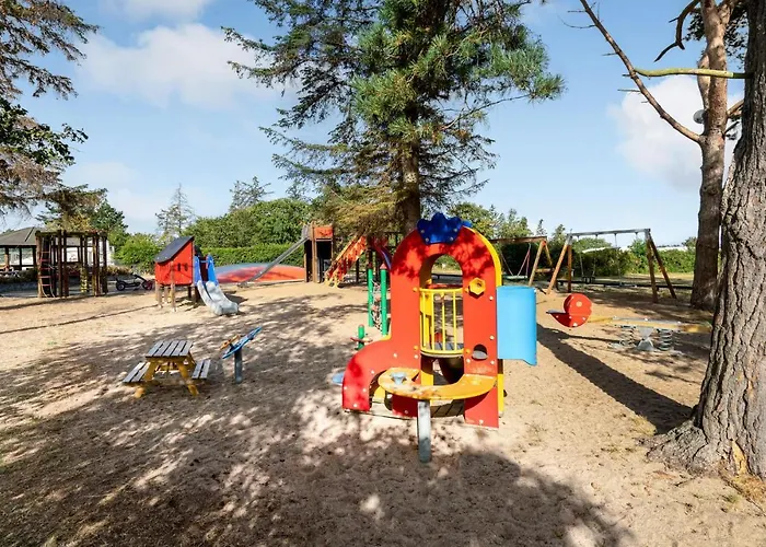 2 Bedroom Gorgeous In